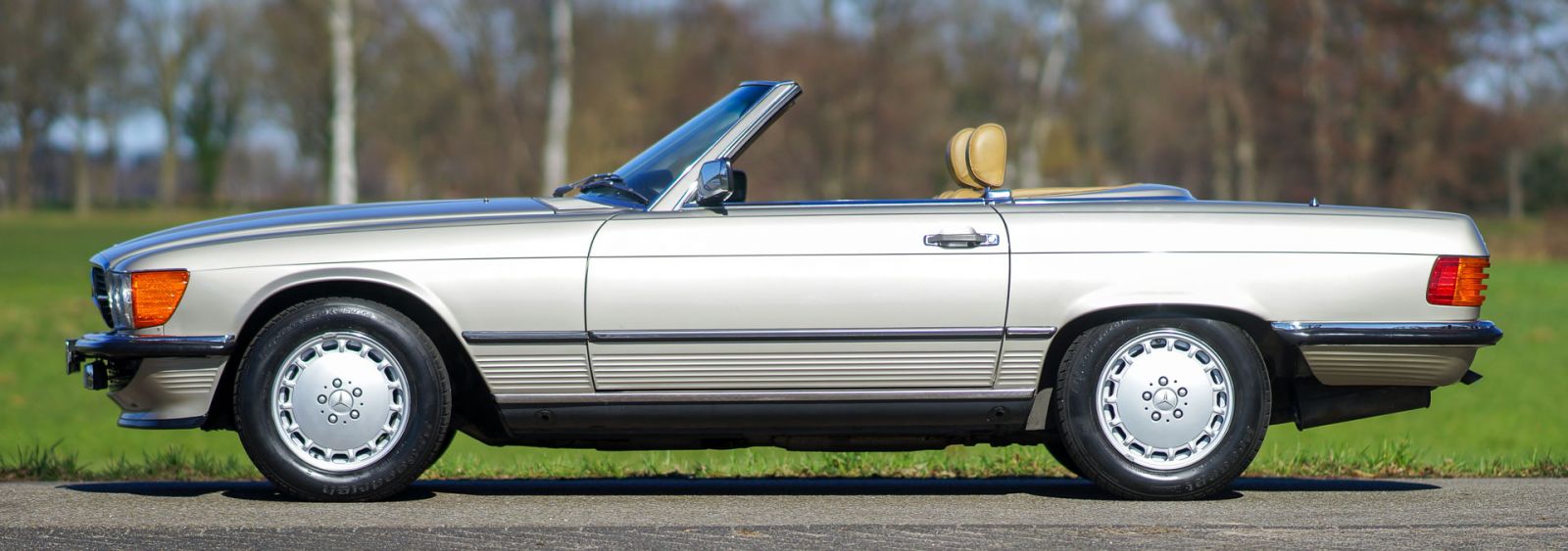Mercedes-Benz 560 SL, 1988