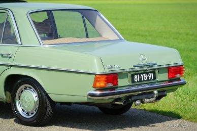 Mercedes-Benz 220 D, 1974