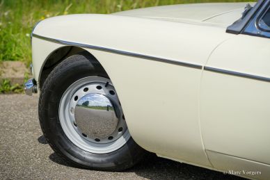MG MGB roadster, 1966