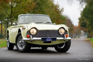 Triumph TR 250, 1968