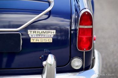 Triumph TR 250, 1967