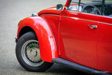 Volkswagen “Beetle” 1302 LS Convertible / Cabriolet, 1971