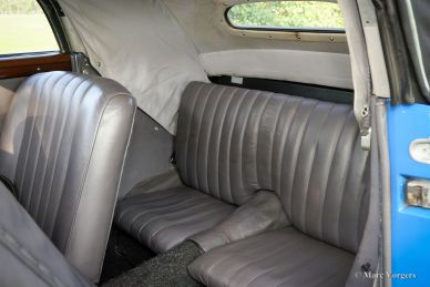 BMW 327/2 Cabriolet, 1952