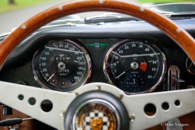 Jaguar E-type 4.2 Litre FHC, 1965