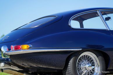 Jaguar E-Type 4.2 Litre FHC, 1966