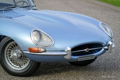 Jaguar E-type 4.2 Litre FHC, 1965
