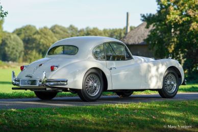 Jaguar XK 140 FHC, 1957