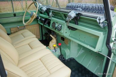 Land Rover 88 Series IIA, 1966