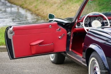 Mercedes-Benz 230 SL ‘Pagode’, 1966