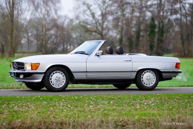 Mercedes-Benz 280SL (R107), 1985